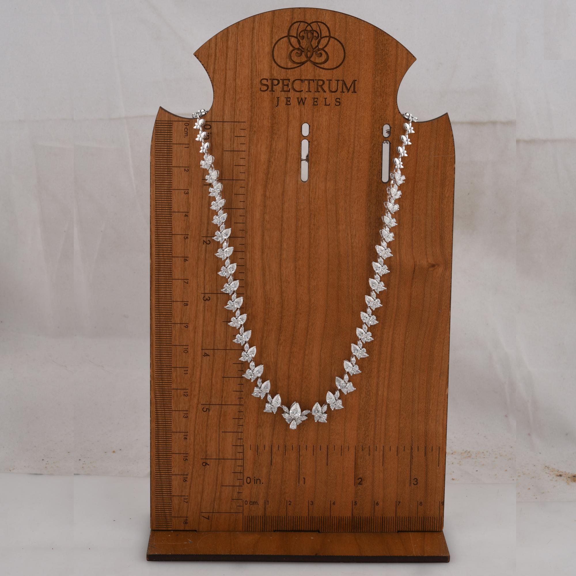 15.39 Ct SI Clarity HI Color Pear Diamond Necklace 14 Karat White Gold Jewelry In New Condition For Sale In Diera, Dubai