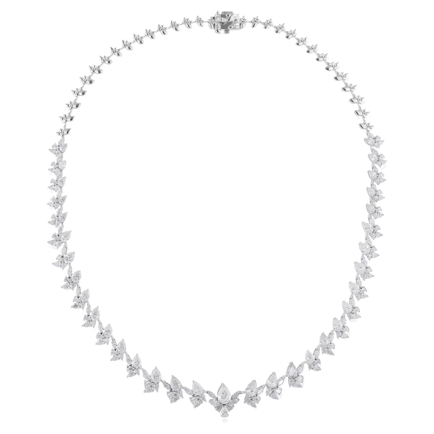 15,39 Karat Birnenschliff natürlicher Diamant Hochzeit Halskette für Frau 18k Weißgold
Dieses Collier zeichnet sich durch eine exquisite Anordnung von Diamanten im Marquise- und Birnenschliff aus, die zart in einem anmutigen V-förmigen Blumenmuster