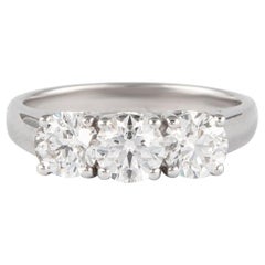 1,53 Karat Diamant-Dreistein-Ring aus 18 Karat Weißgold