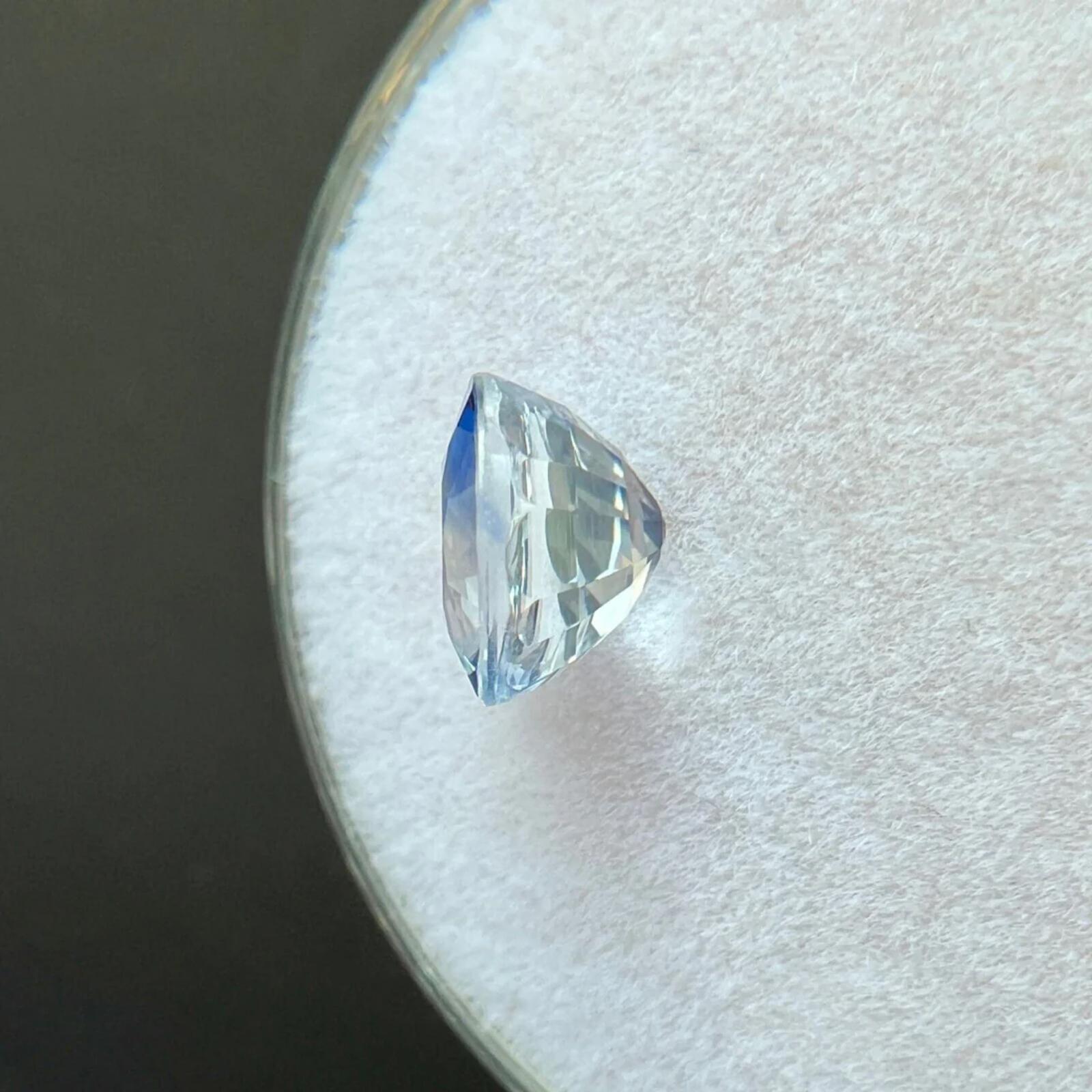 1,53 ct Zafiro de Ceilán natural bicolor certificado GIA Gema VS ovalada 6,7x5,8 mm en venta 4