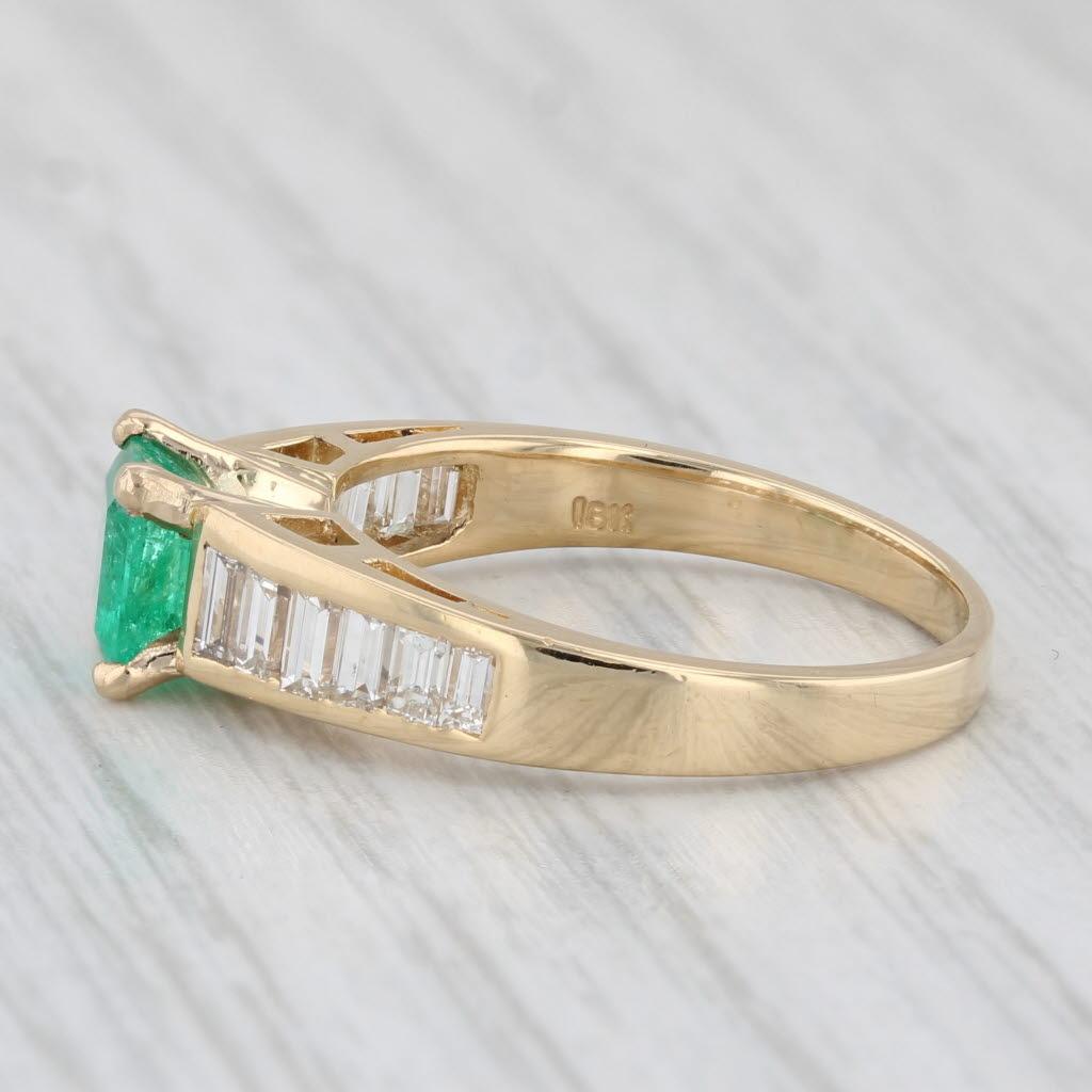 1.53ctw Anillo Diamante Esmeralda Oro Amarillo 18k Talla 6.25 Compromiso Corte baguette en venta