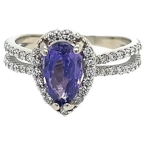 1.54 Carat Ceylon Violet Stunning Sapphire & Diamond Ring Set in Wht 14k Gold For Sale