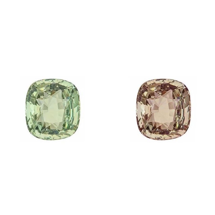 1.54 Carat Cushion Alexandrite GIA and OEC Diamond Platinum Statement Ring For Sale 1