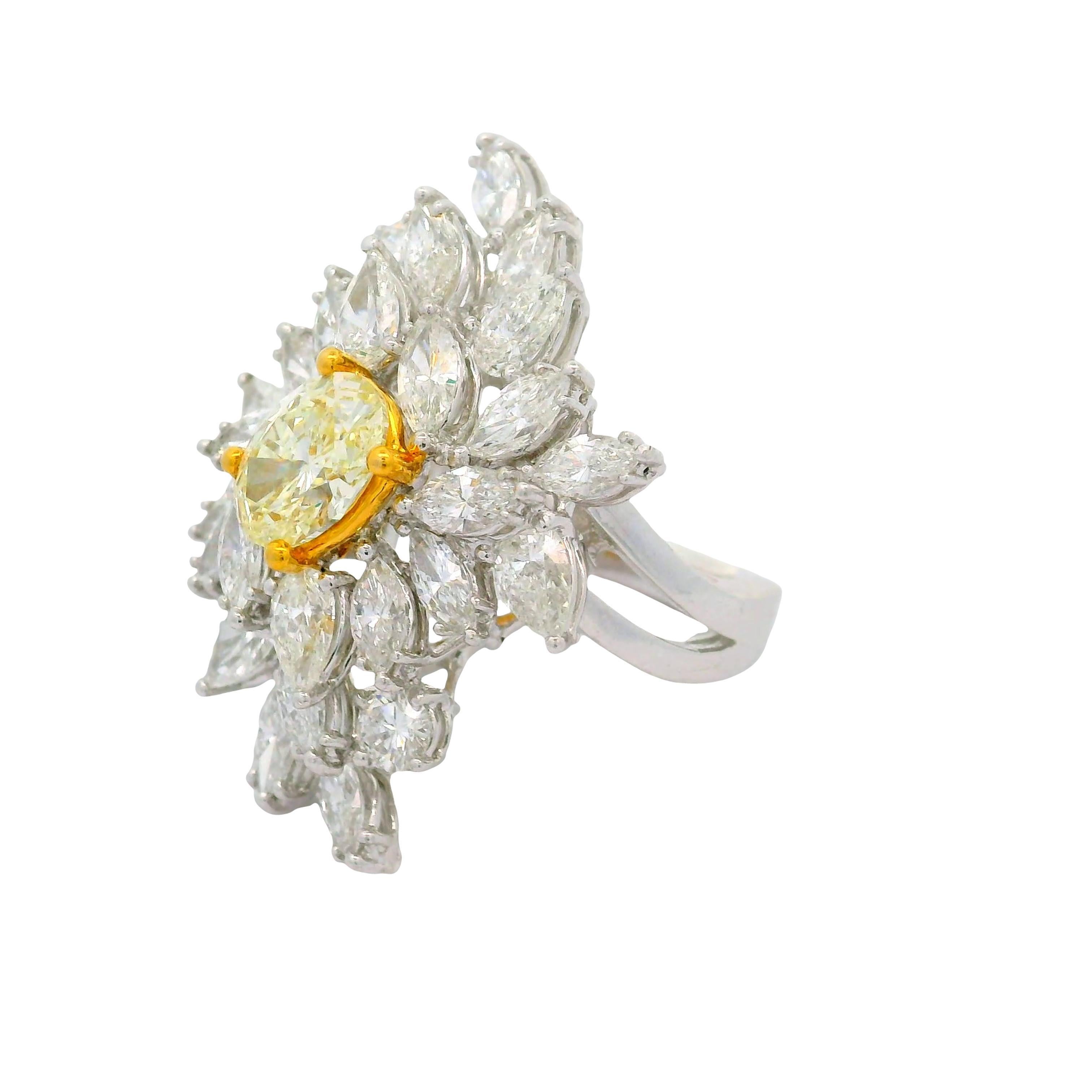 1.54 Carat Fancy Yellow Oval Diamond Cluster Platinum Ring In Excellent Condition For Sale In Beverly Hills, CA