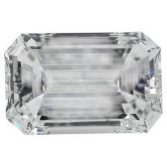 1,54 Karat GIA-zertifizierter SI1, Farbe F, Naturdiamant im Smaragdschliff.