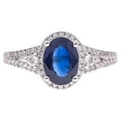 Vintage 1.54 Carat Oval-Cut Blue Sapphire Diamond Accents 10K White Gold Ring