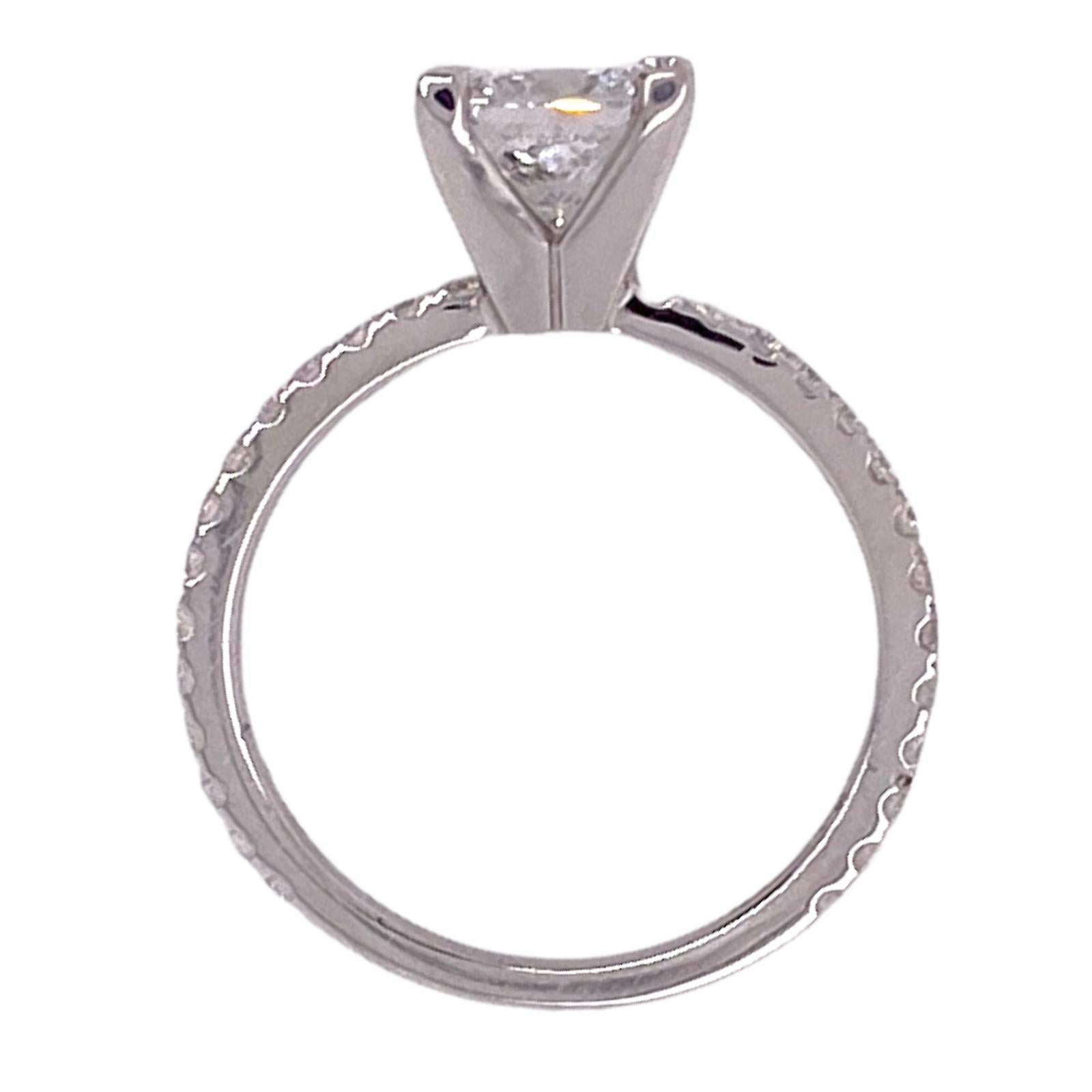 1.54 Carat Radiant Diamond Engagement Ring 18 Karat White Gold Modern GIA D/VVS1 In New Condition For Sale In Boca Raton, FL