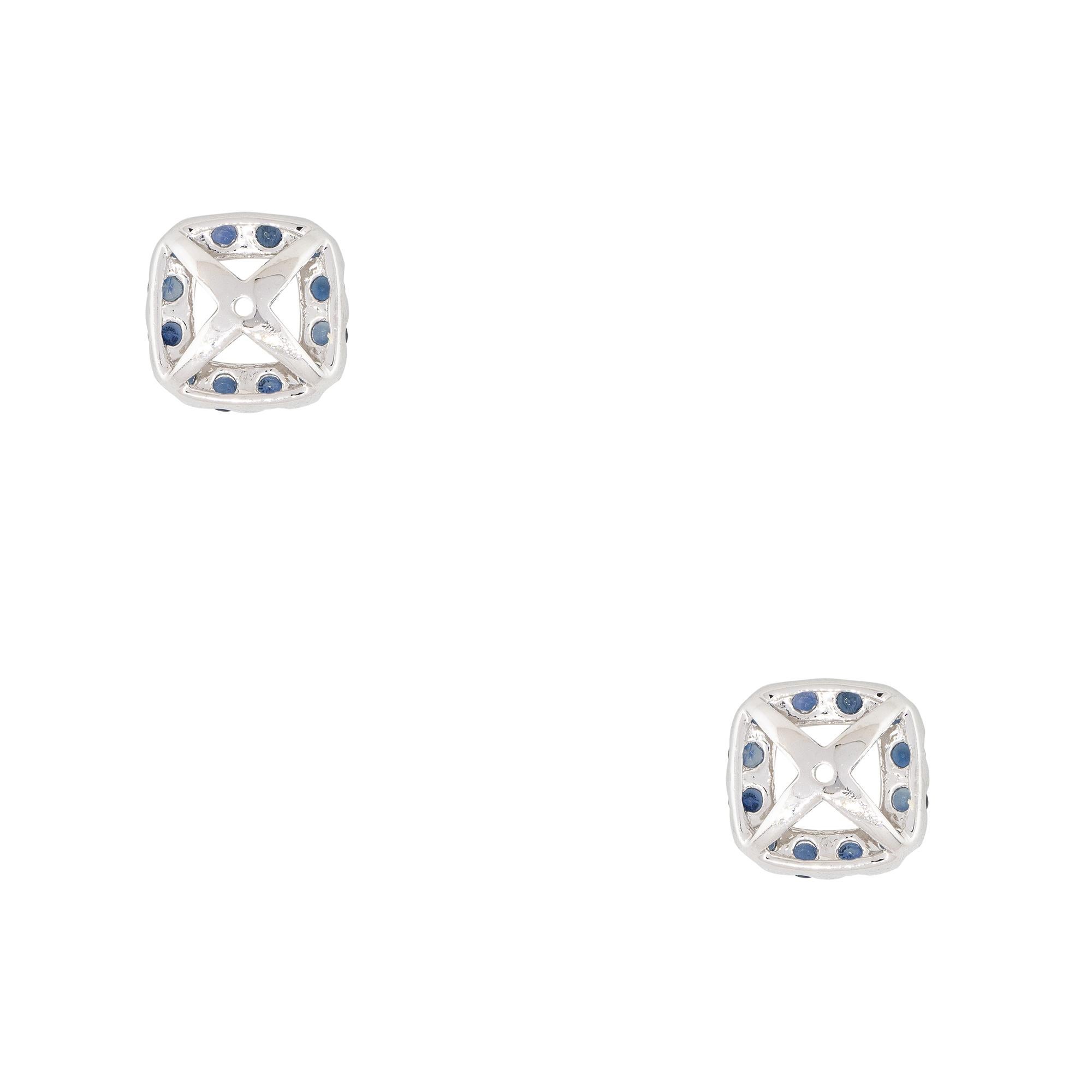 Round Cut 1.54 Carat Sapphire Stud Earring Jackets 18 Karat in Stock For Sale