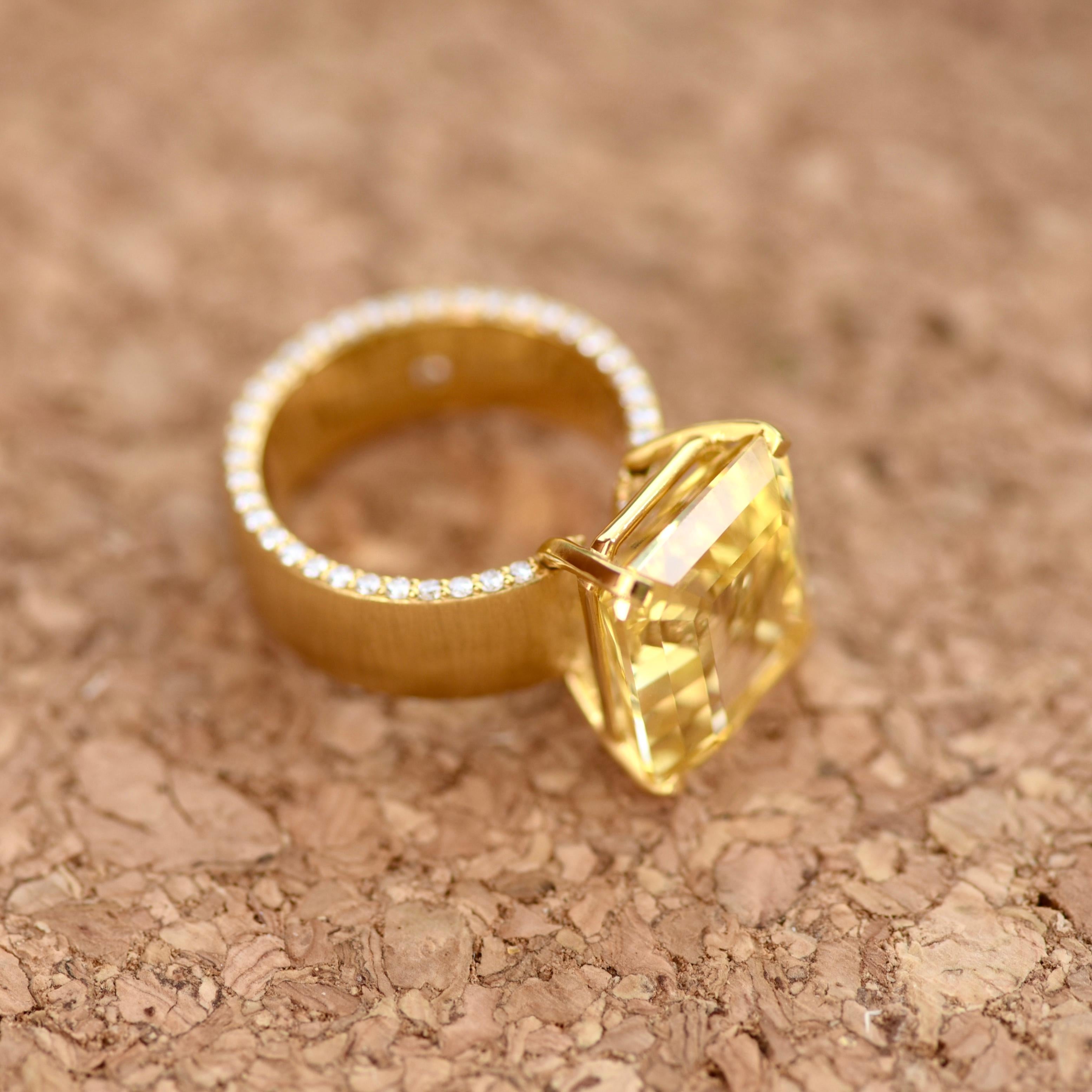4 carat yellow sapphire ring