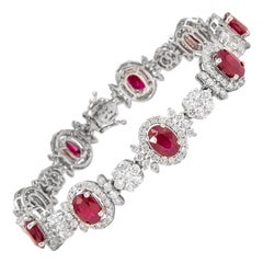 15.40 Carat Burmese Ruby 
Diamond Bracelet 18k White Gold