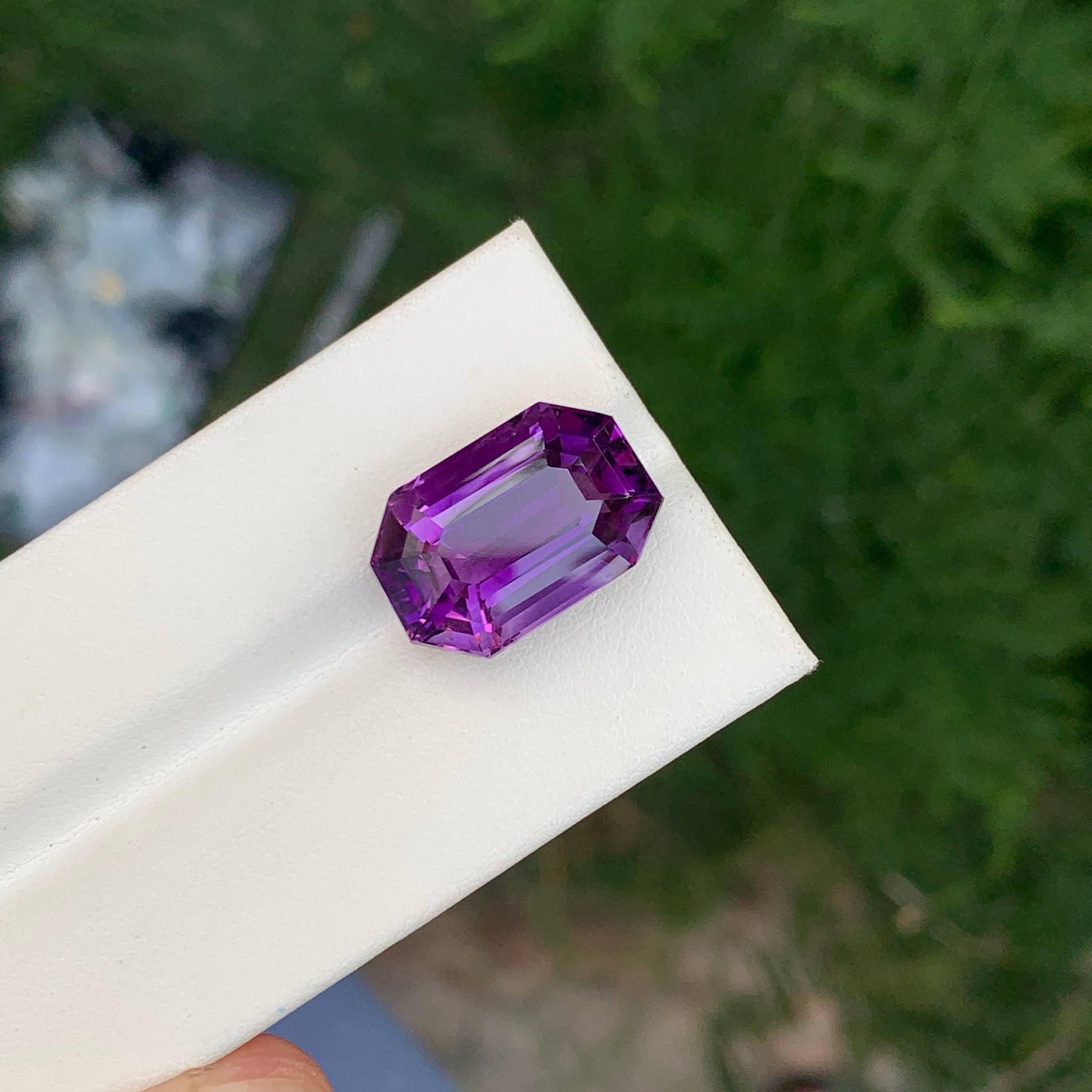 15,40 Karat Natürlicher Loser Lila Amethyst Stein Smaragd Schliff Brasilianischer Edelstein für Damen oder Herren im Angebot