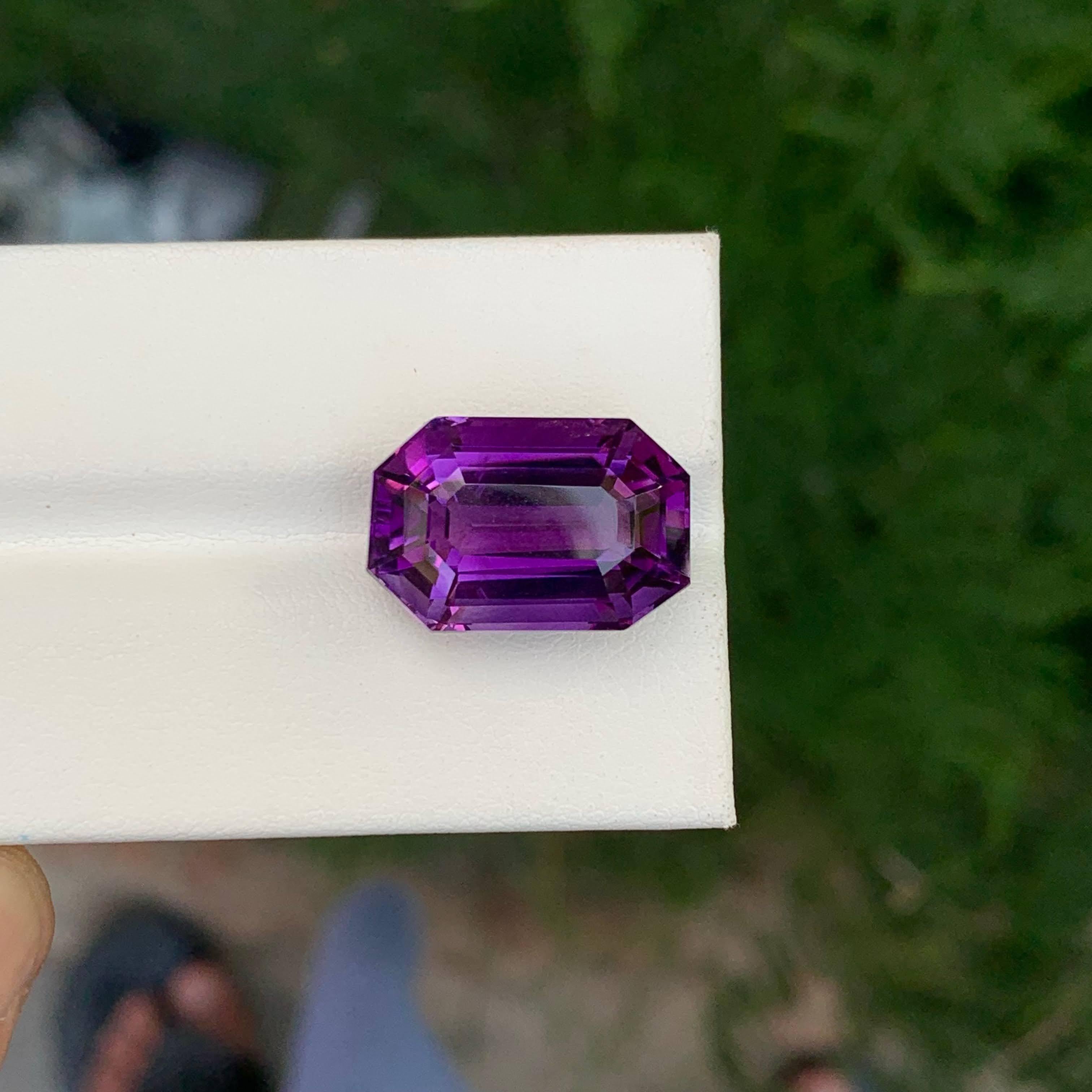 15,40 Karat Natürlicher Loser Lila Amethyst Stein Smaragd Schliff Brasilianischer Edelstein im Angebot 1