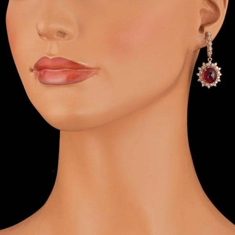 Orecchini con rubino naturale da 15,40 carati e diamanti in oro rosa massiccio 14 carati In condizioni Nuovo in vendita a Los Angeles, CA