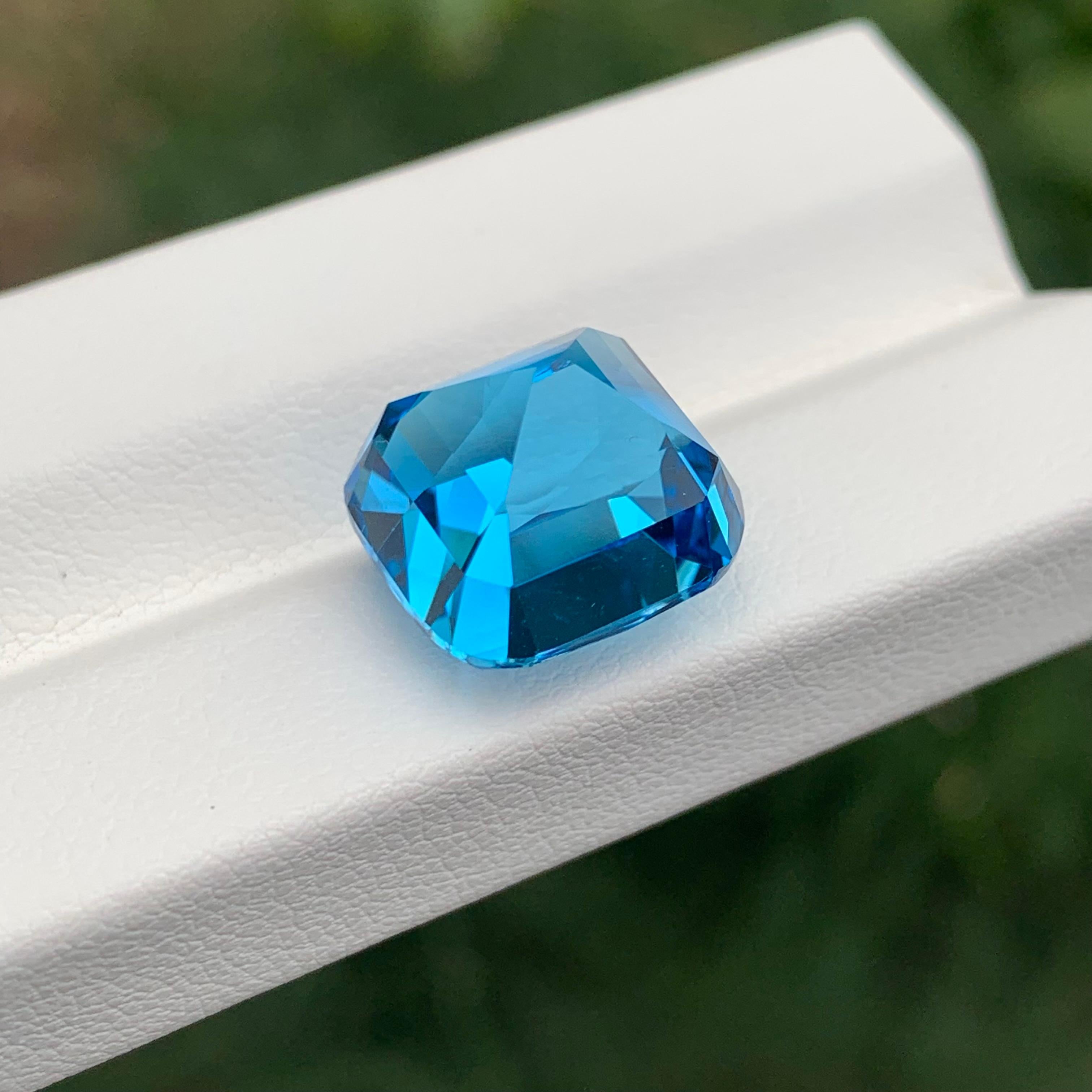 15.45 Carat Gorgeous Faceted Swiss Blue Topaz Cushion Shape Gemstone For Sale 4
