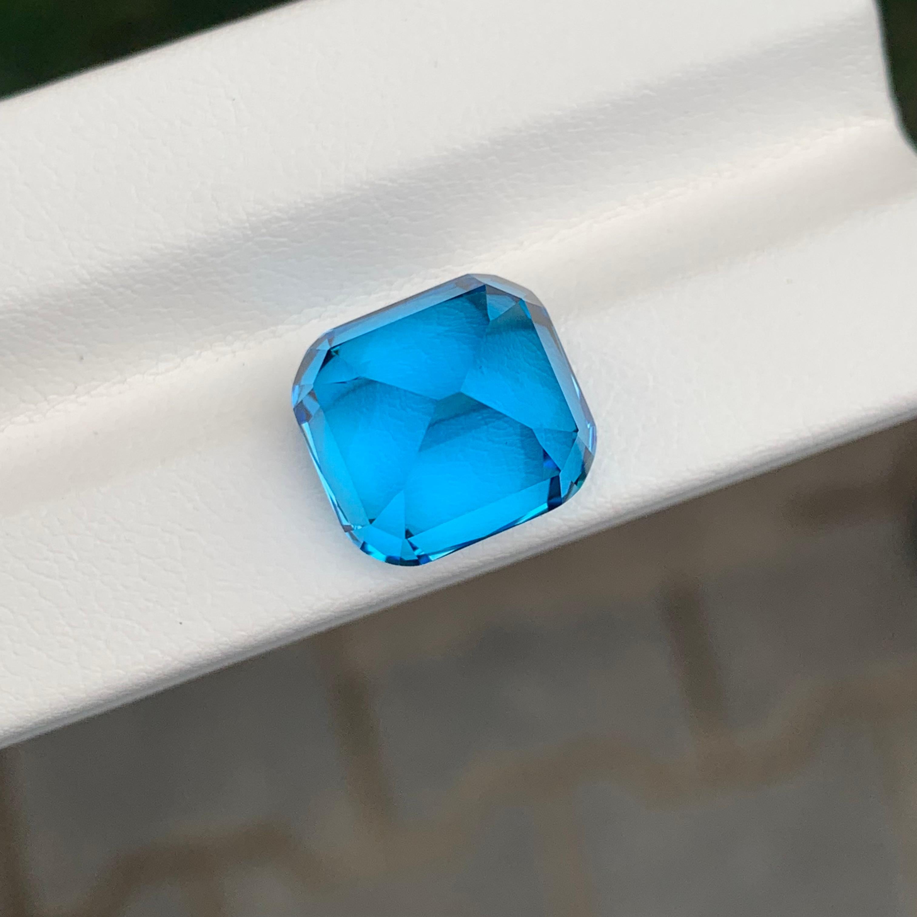 15.45 Carat Gorgeous Faceted Swiss Blue Topaz Cushion Shape Gemstone For Sale 3