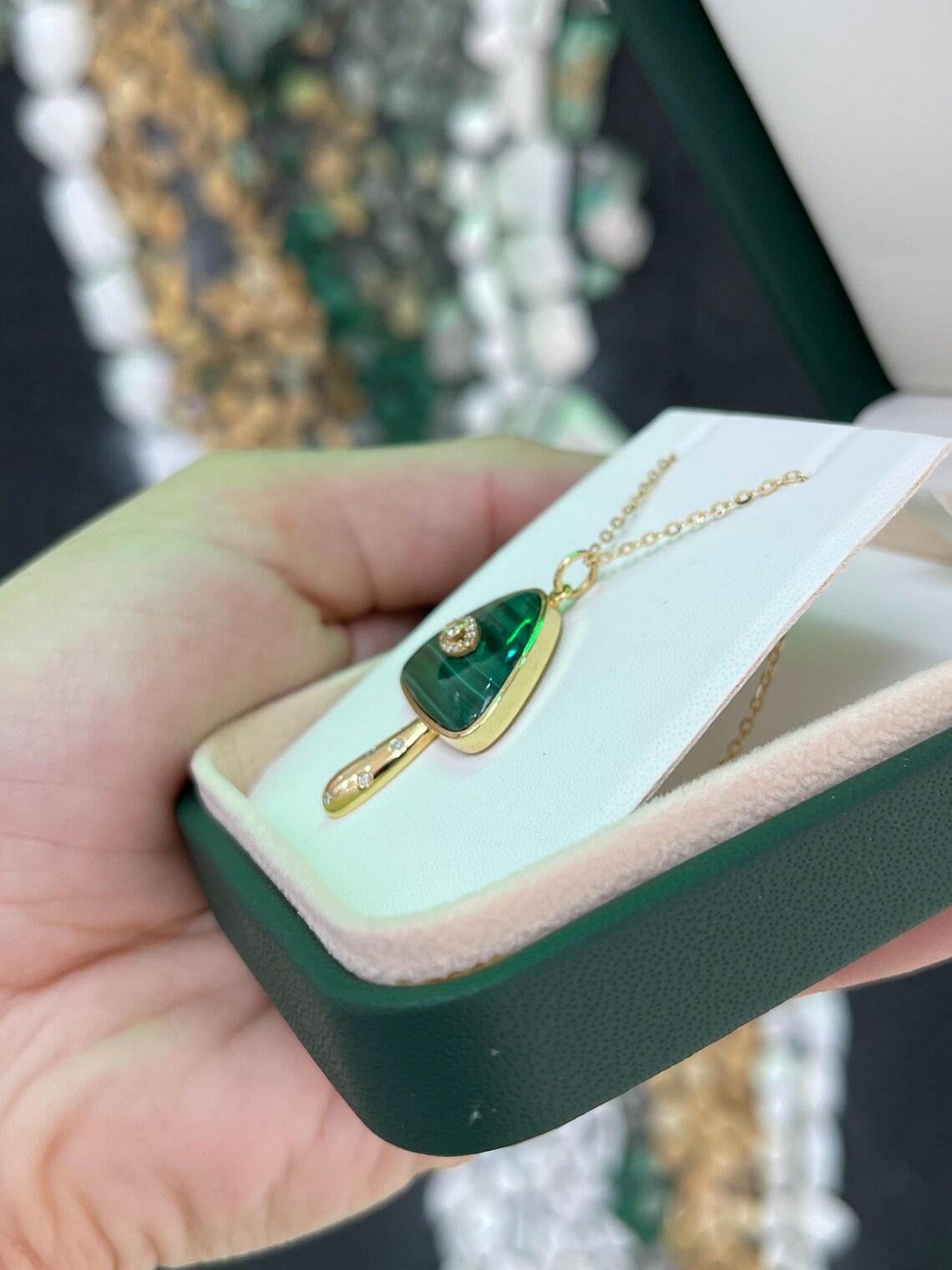 15.45tcw 14K Malachite & Diamond Mushroom Evil Eye Pendant Necklace Bezel Set In New Condition For Sale In Jupiter, FL