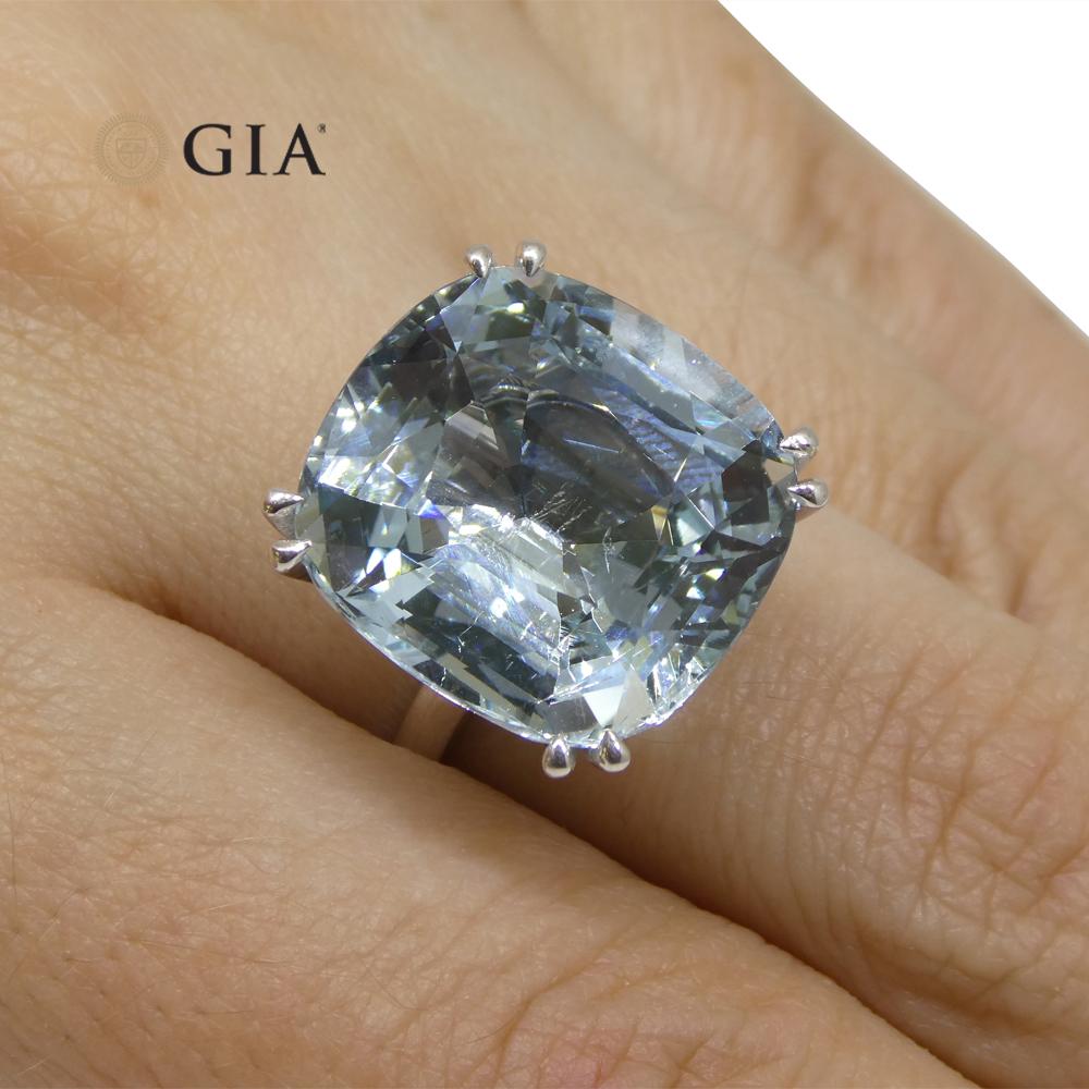 15.46ct Aquamarine Solitaire Ring set in 18k White Gold, GIA Certified For Sale 3