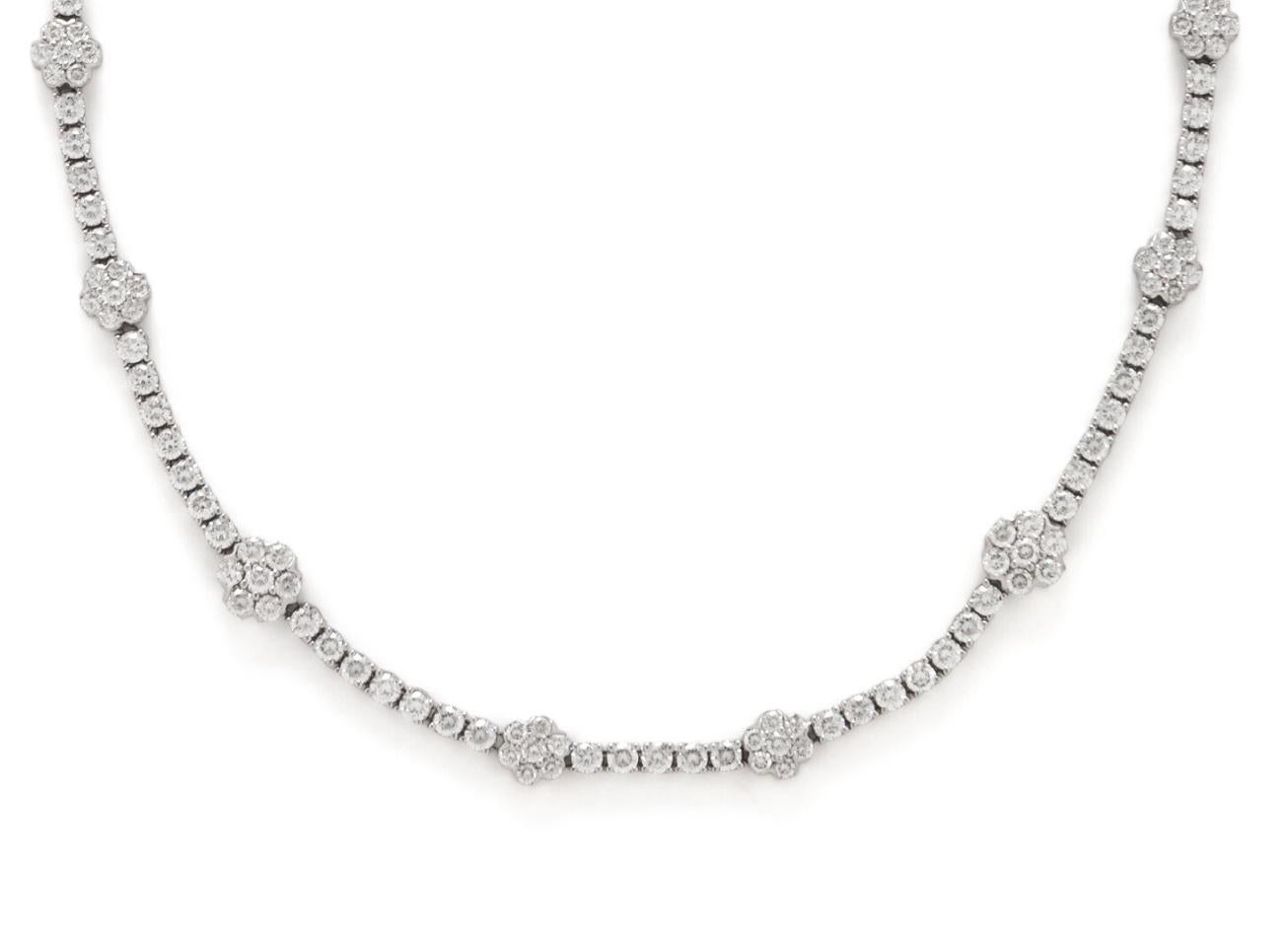 Contemporaneo 15,47 Carati - Collana con fiori della linea dei diamanti in vendita