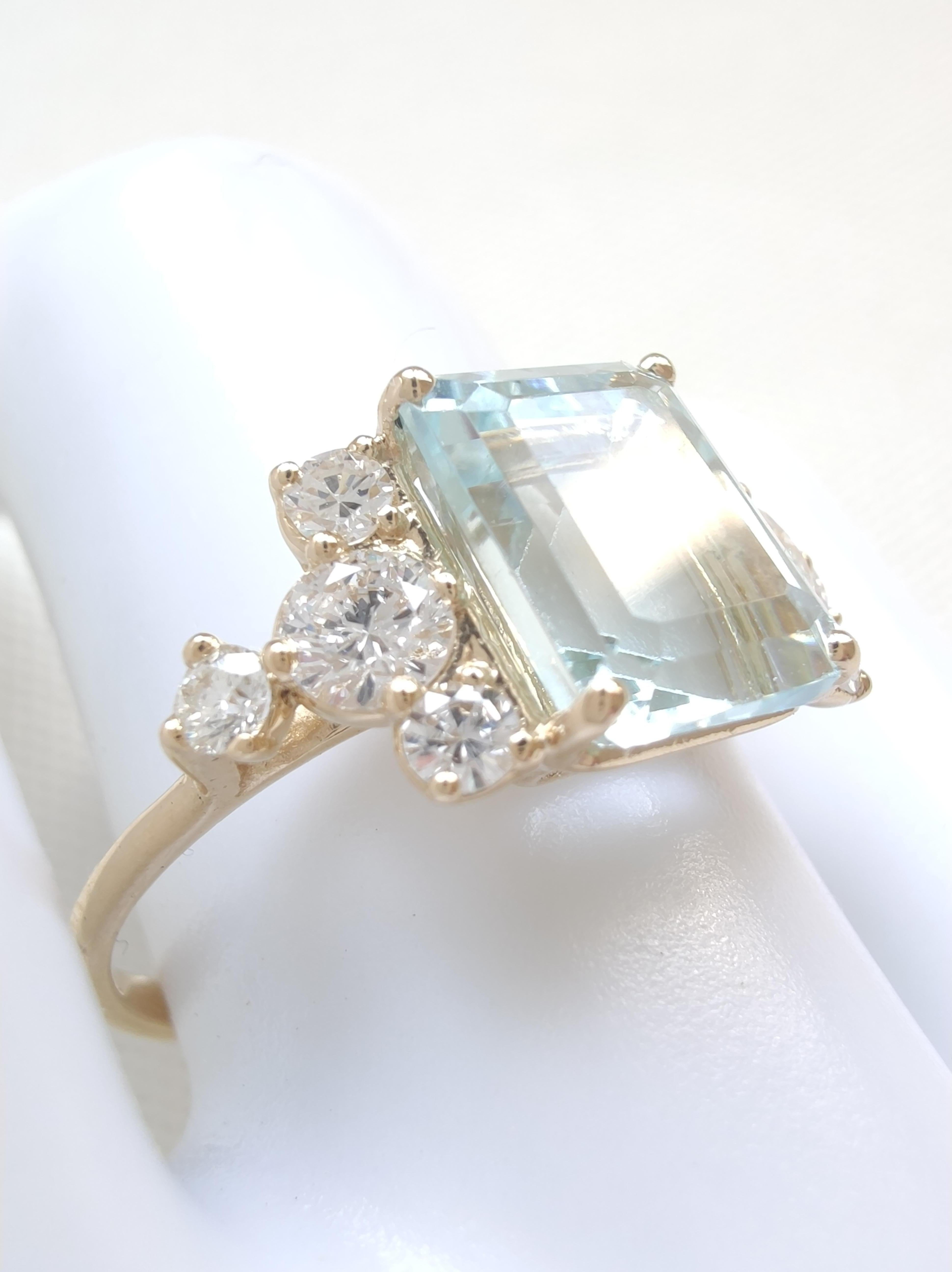 1.54ct Natural Aquamarine 0.47 ct Diamond Ring 18K Yellow Gold – Handmade en venta 4