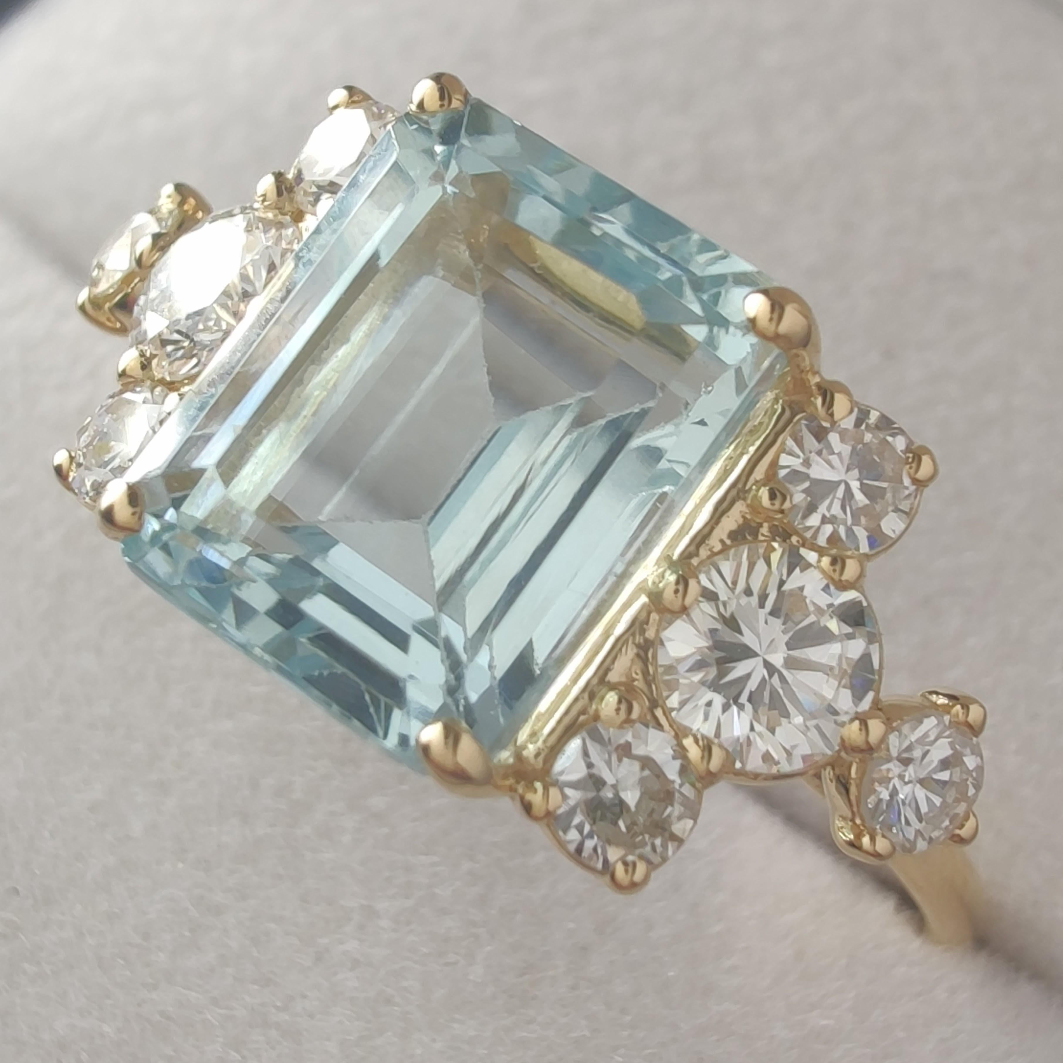 1.54ct Natural Aquamarine 0.47 ct Diamond Ring 18K Yellow Gold – Handmade Corte esmeralda en venta
