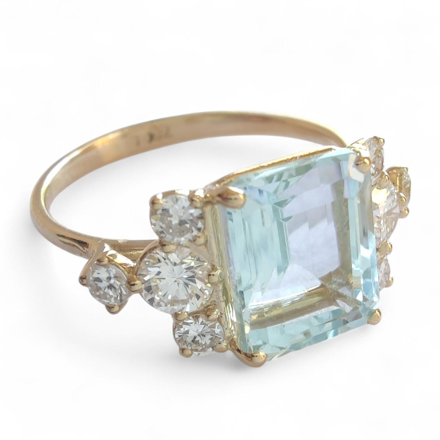 1.54ct Natural Aquamarine 0.47 ct Diamond Ring 18K Yellow Gold – Handmade en Nuevo estado para la venta en Sant Josep de sa Talaia, IB