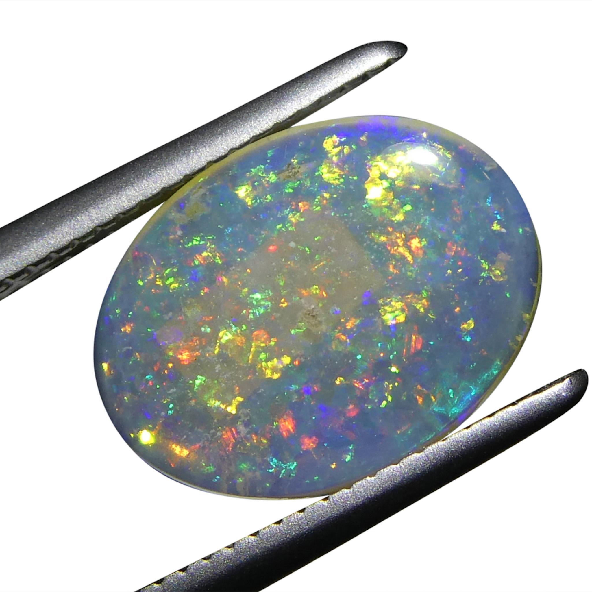 1.54ct Oval Cabochon White Opal from Australia In New Condition For Sale In Toronto, Ontario