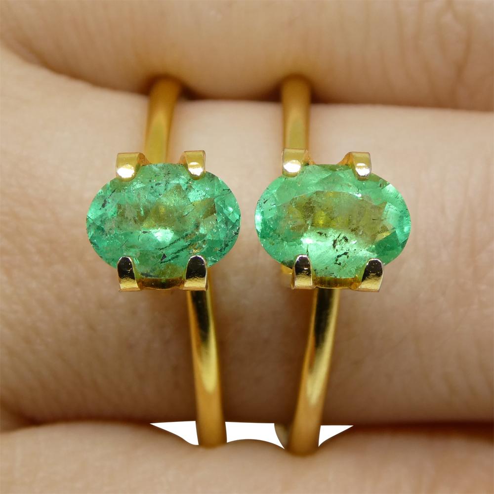 1.54ct Pair Oval Green Emerald from Colombia For Sale 2