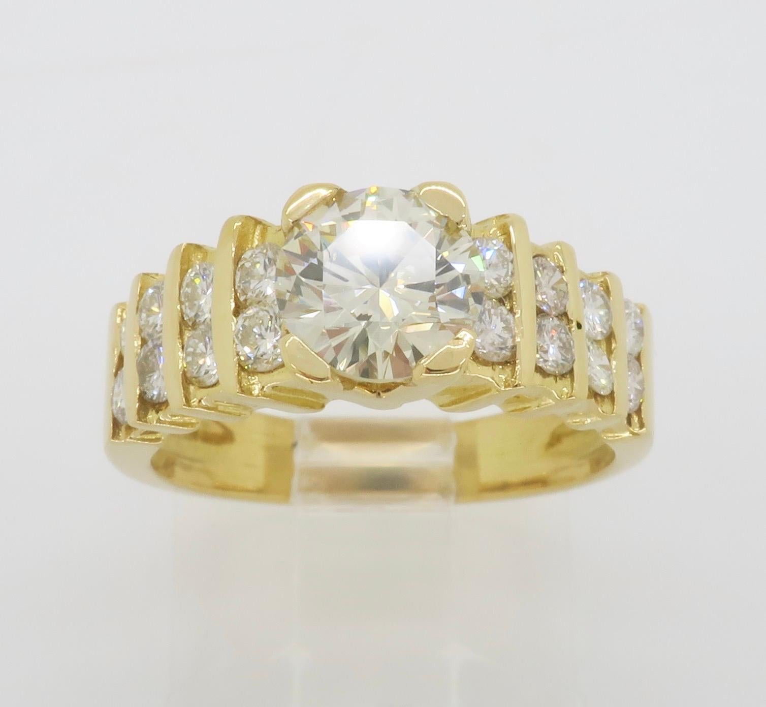 1.54ctw Diamond Encrusted Ring in 14k Yellow Gold For Sale 6