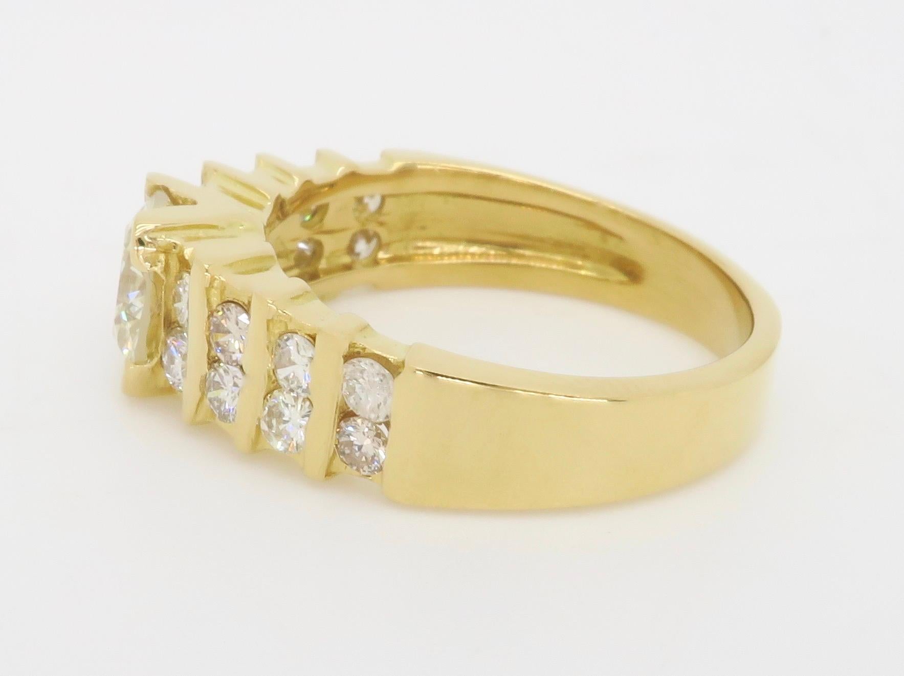 1.54ctw Diamond Encrusted Ring in 14k Yellow Gold For Sale 1