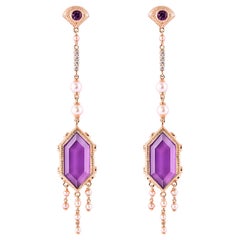 Sunita Nahata Amethyst 15.50ct. Boucles d'oreilles en or 18 carats avec perles et diamants.