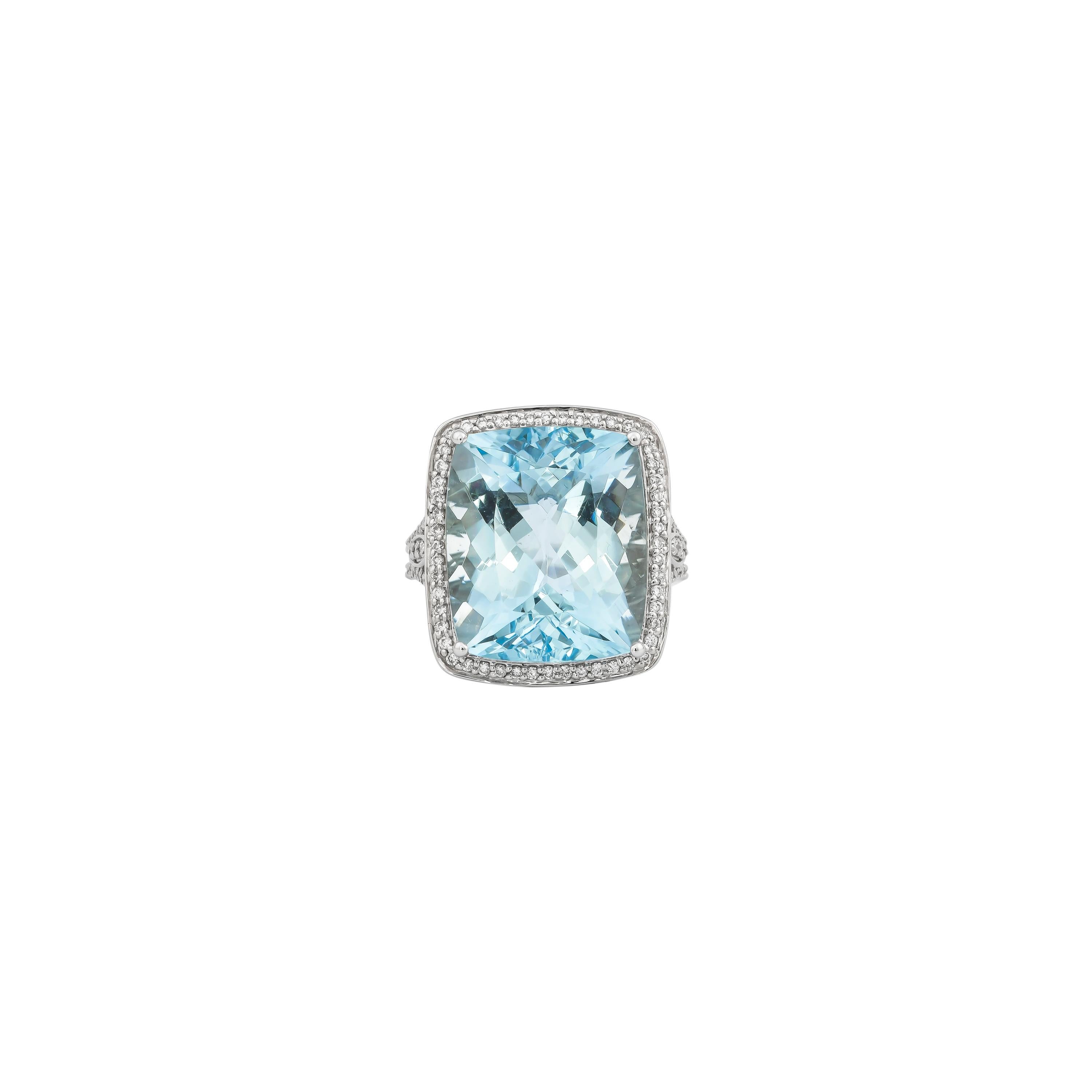 15.5 Carat Aquamarine and Diamond Ring in 18 Karat White Gold In New Condition In Hong Kong, HK