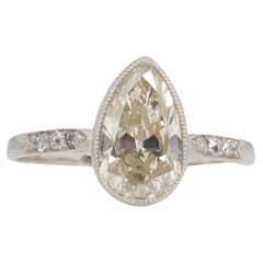 Antique 1.55 Carat Art Deco Diamond Platinum Engagement Ring