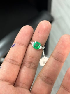 1.55 Carat Colombian Emerald & Diamond Three-stone Ring in Platinum 900