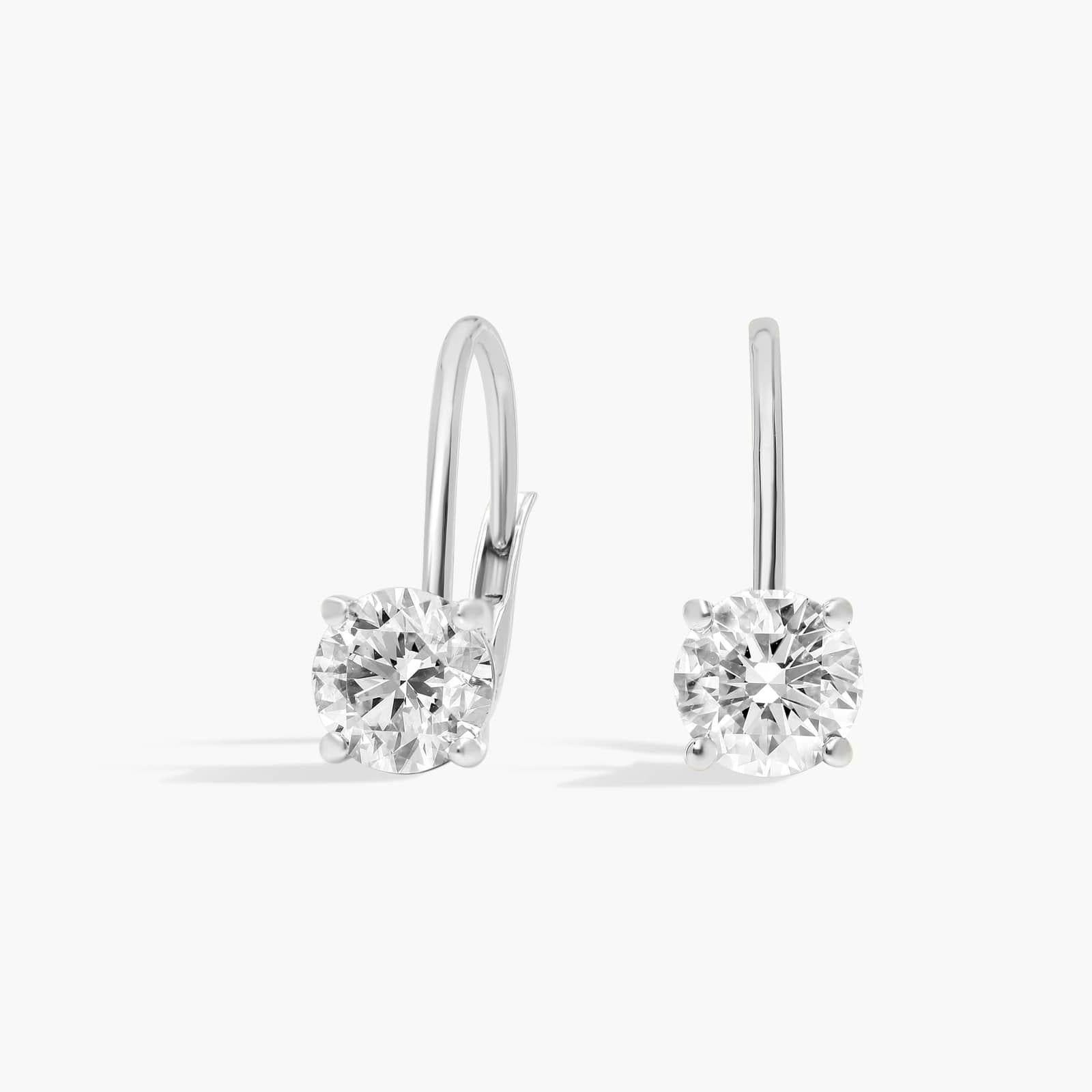 Contemporain Clous d'oreilles à levier en or blanc 14 carats et diamants 1,55 carat en vente