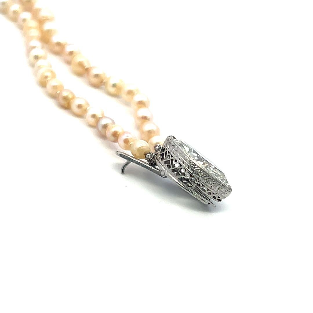 1.55 Carat Marquis Shape Diamond 2.65-7.11MM Pearl 18K White Gold Beed Necklace en vente 6