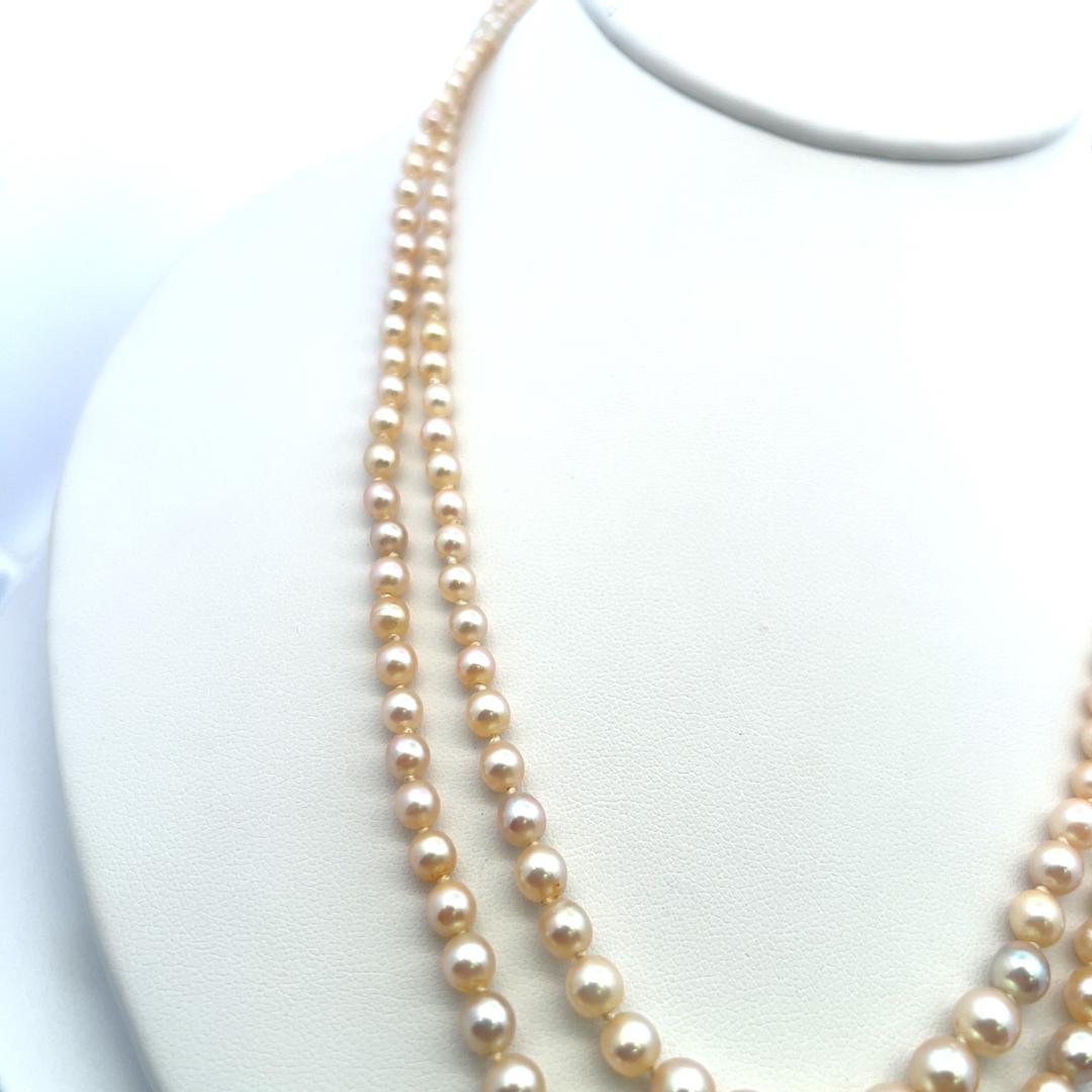 1.55 Carat Marquis Shape Diamond 2.65-7.11MM Pearl 18K White Gold Beed Necklace en vente 2