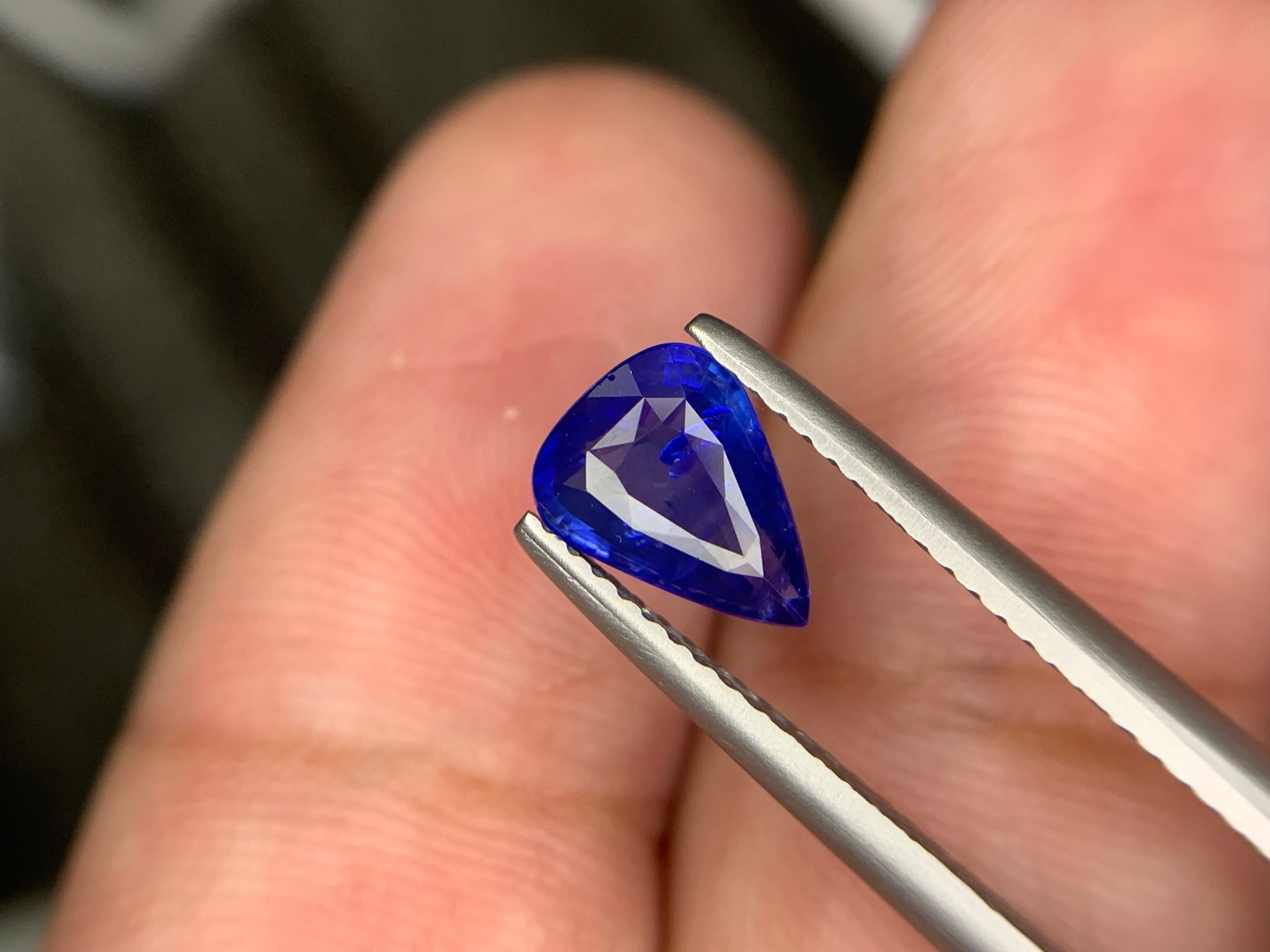 1.55 Karat natürlicher loser blauer Saphir Birnenform Edelstein für Damen oder Herren im Angebot