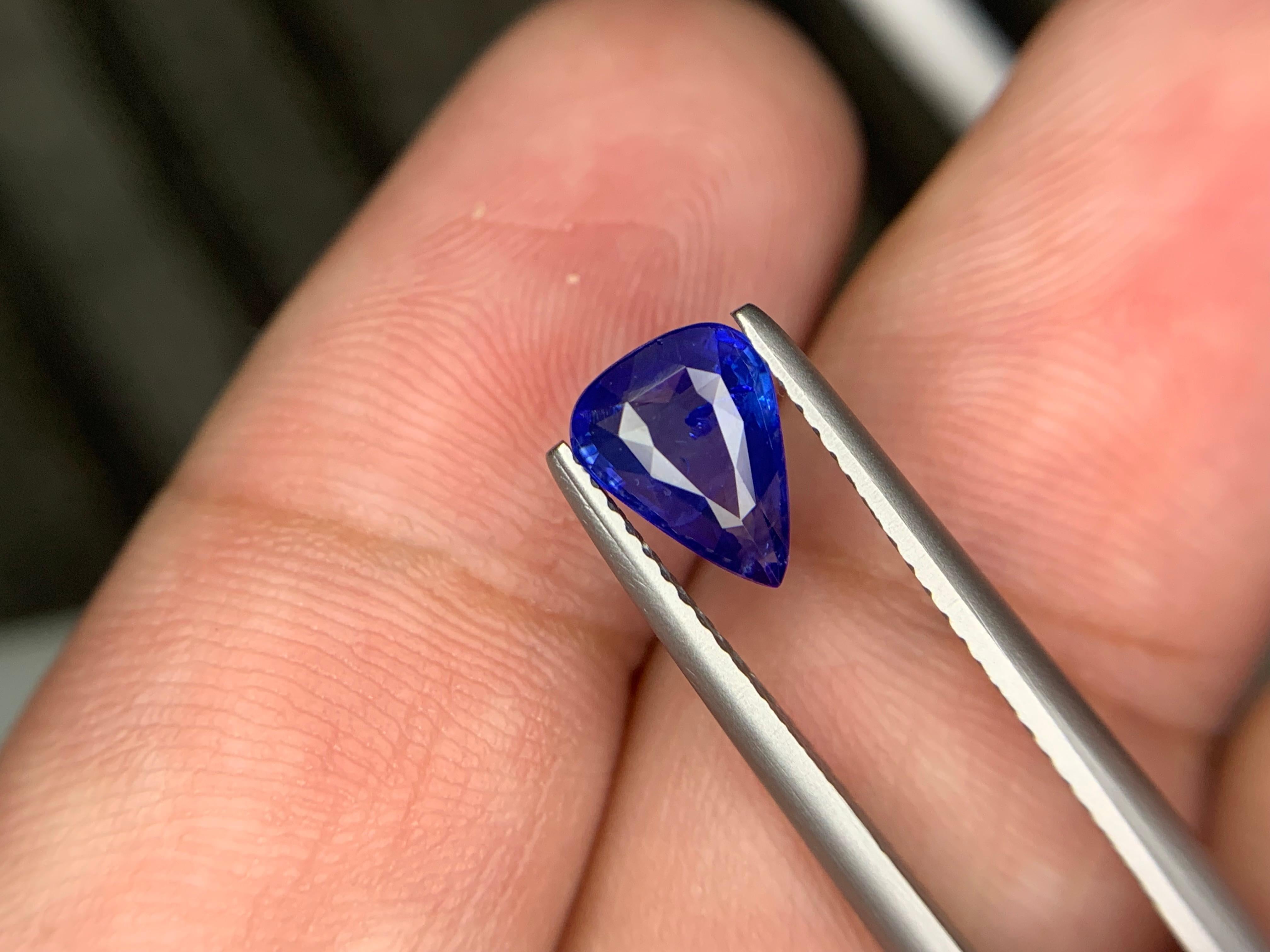 1.55 Karat natürlicher loser blauer Saphir Birnenform Edelstein im Angebot 1