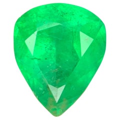 Esmeralda suelta natural de 1,55 quilates en forma de pera procedente de Panjshir, Afganistán