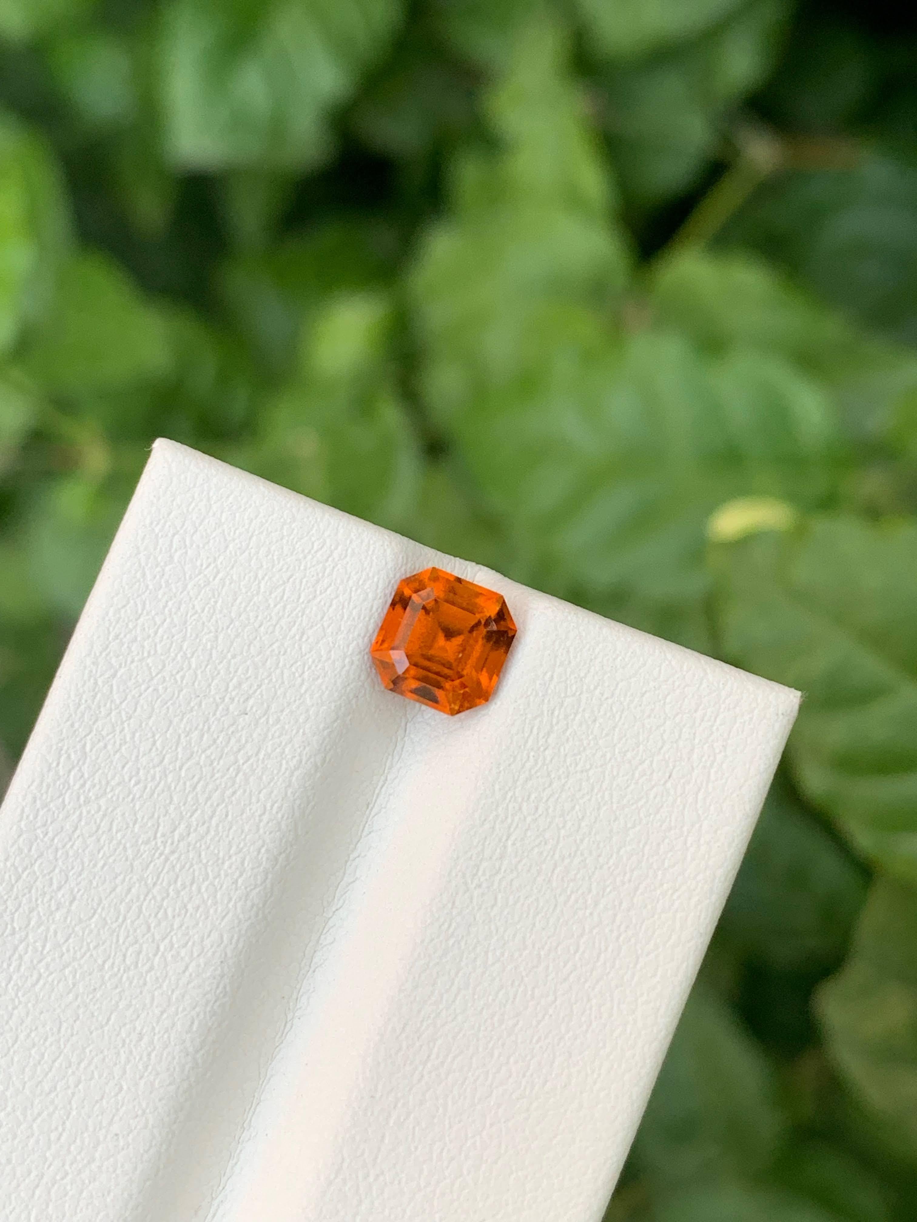 1.55 Carat Natural Loose Orange Spessartite Garnet Asscher Cut African Gemstone In New Condition For Sale In Bangkok, TH