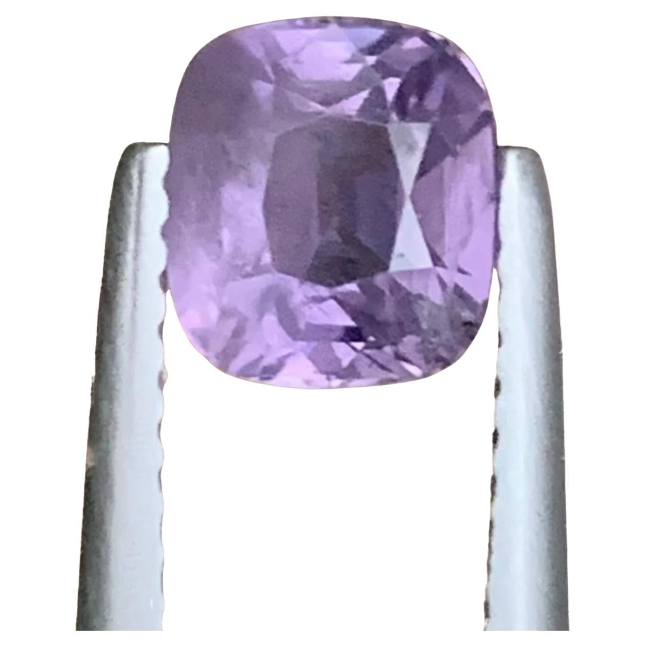 1.55 Carati Nature Spinello viola sfuso a forma di cuscino Gemma