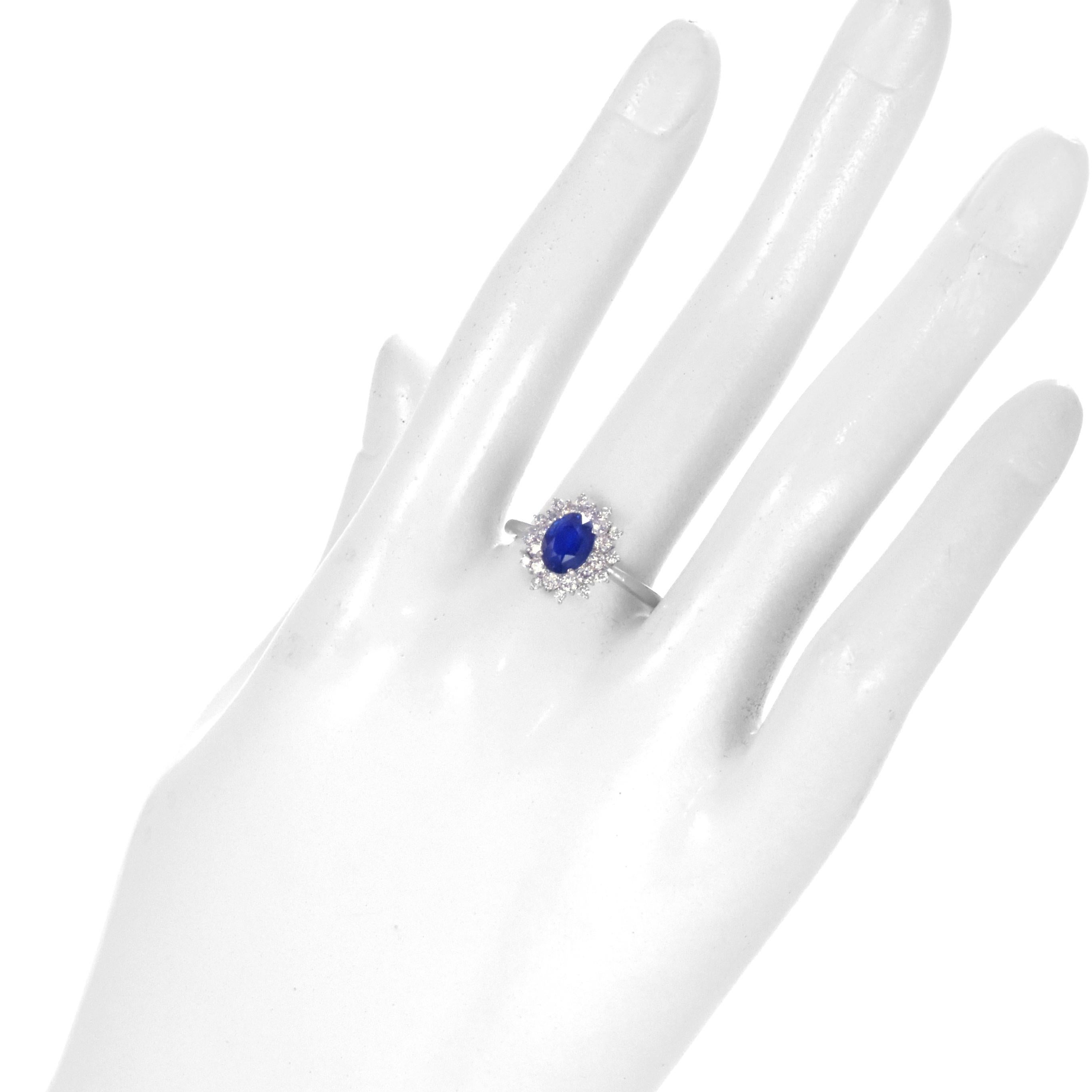 Oval Cut 1.55 Carat Natural Sapphire and Diamond Ring Made in Platinum For Sale