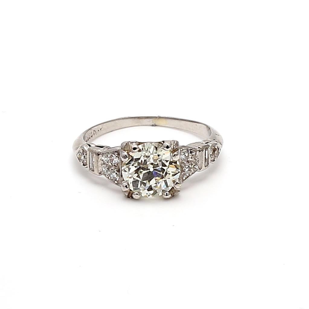 1.55 Carat Old European Cut M-VS2 Diamond Platinum Art Deco Ring For Sale 5