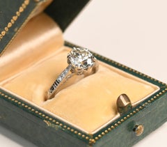 1.55 Carat Old European Cut Platinum Ring. Diamond Accents Engagement Ring K VS1