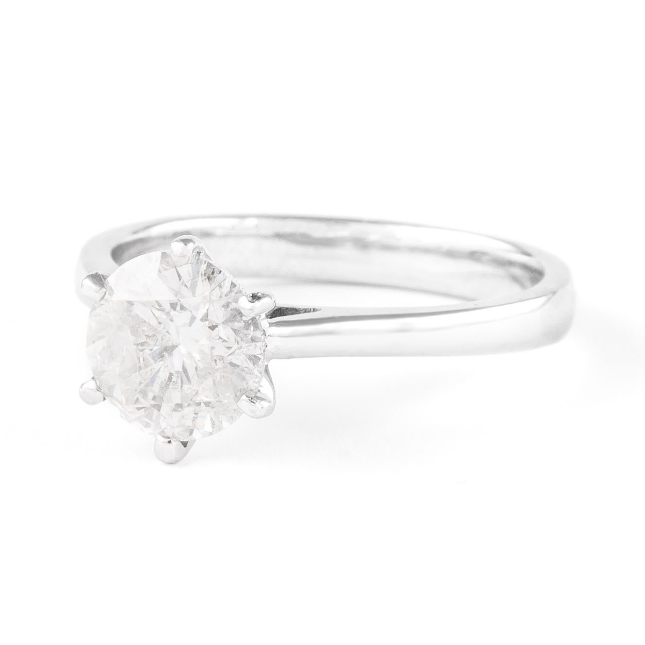 Contemporary 1.55 Carat Round Brilliant Diamond Engagement Ring 18 Karat White Gold For Sale