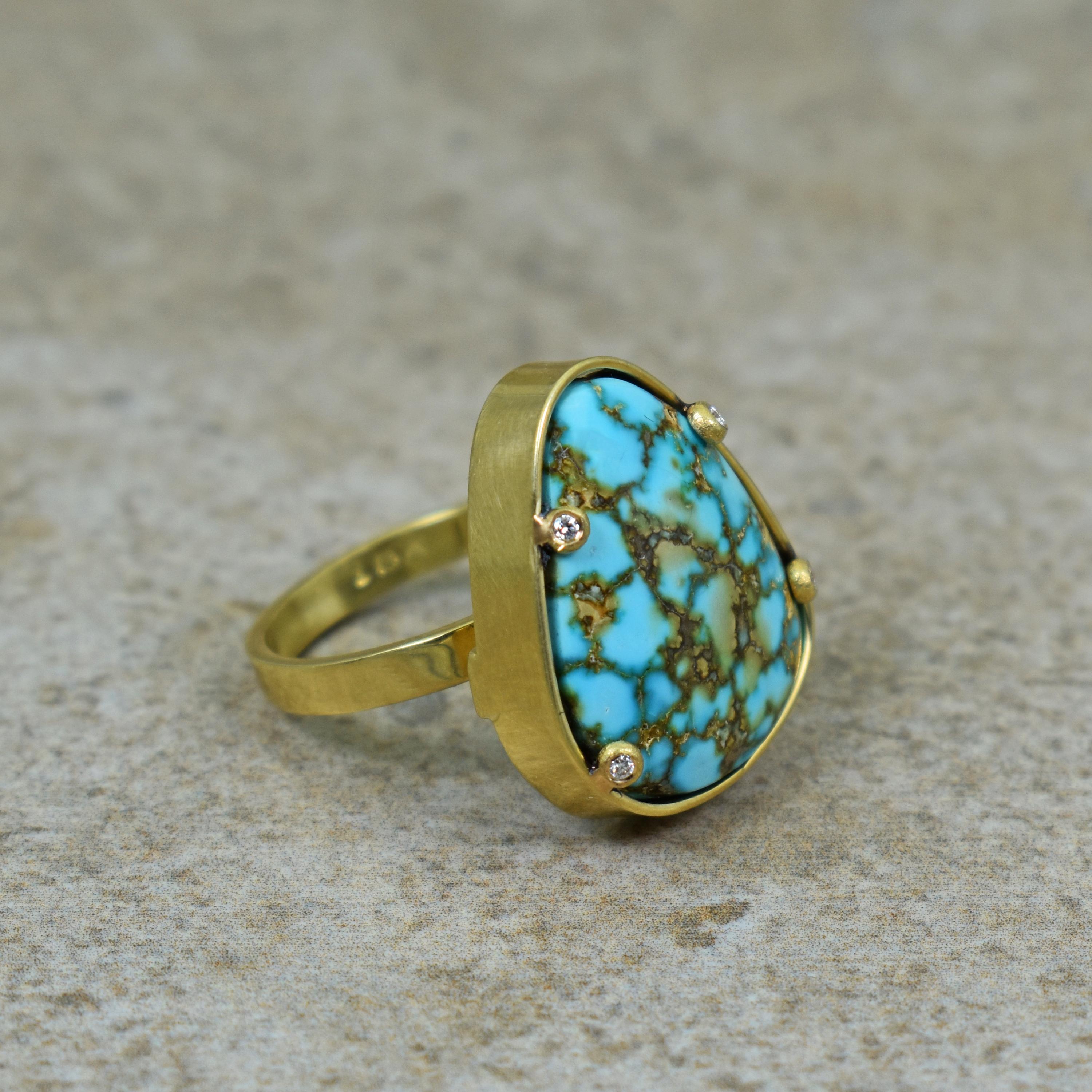 15.5 Carat Turquoise Mountain Turquoise & Diamond 18 Karat Solitaire Ring In New Condition For Sale In Naples, FL