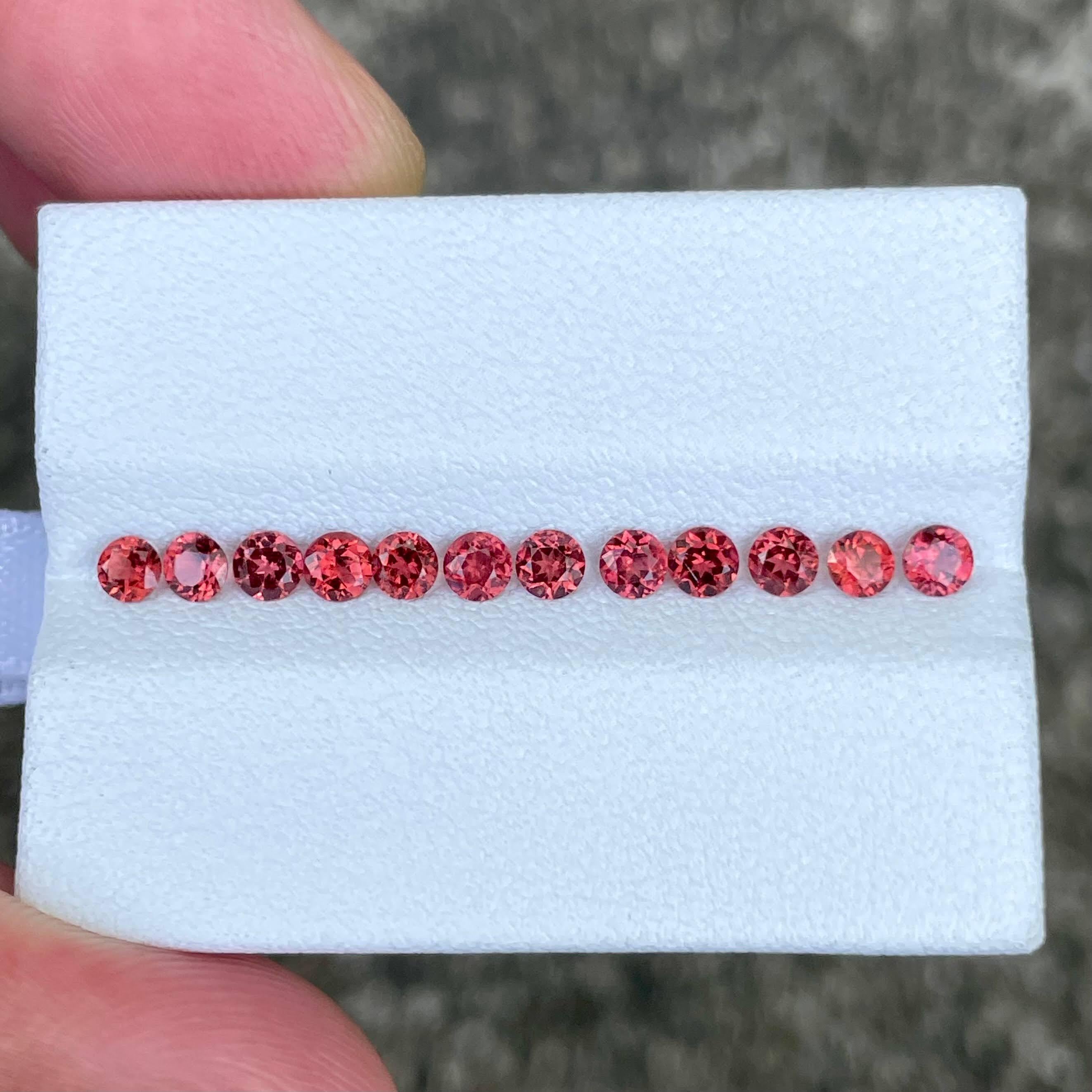 Women's or Men's 1.55 carats 12 Piece Calibrated Size Round Cut Peach Garnet Lot from Africa