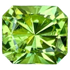 1.55 carats Greene & Greene Stone Pierre pakistanaise taillée avec précision sur mesure