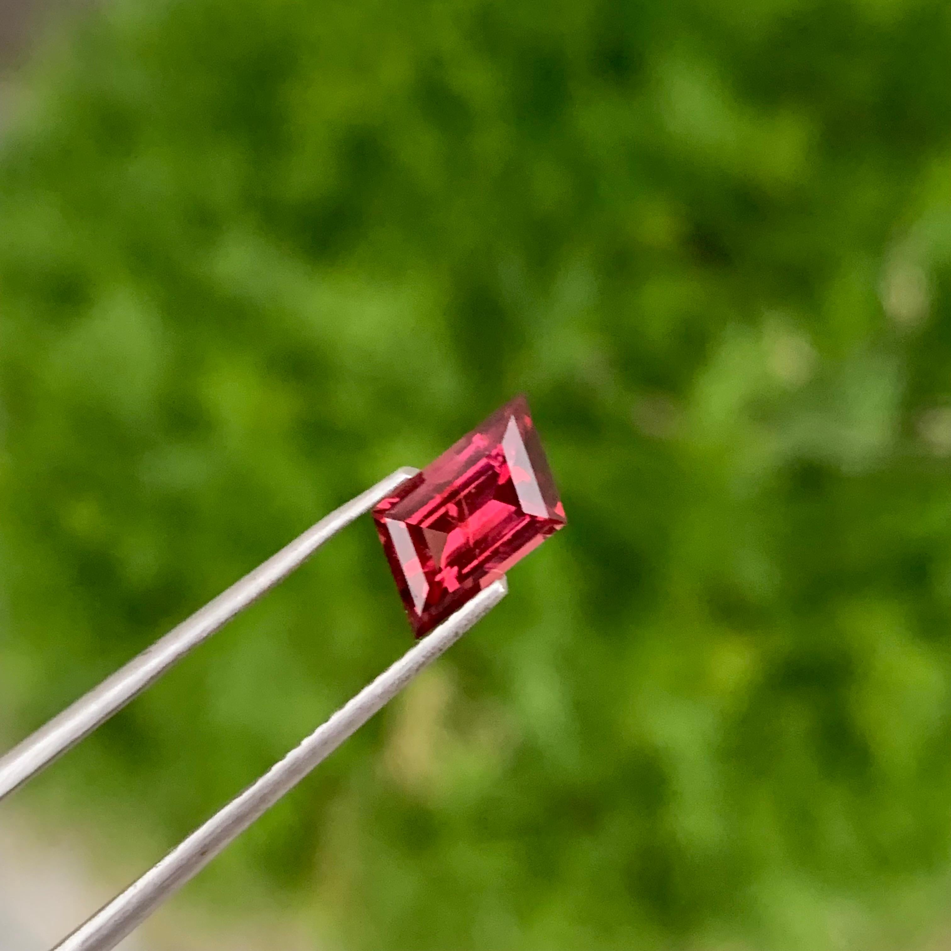 Trapezoid Cut 1.55 Carats Natural Loose Fancy Cut Red Rhodolite Garnet Gem For Ring  For Sale