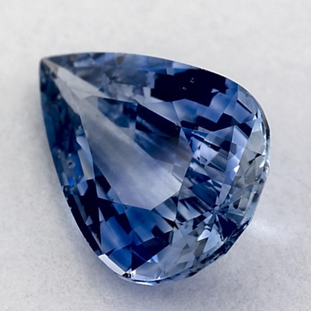 Taglio a goccia 1.55 carati di zaffiro blu a forma di pera sciolto in vendita